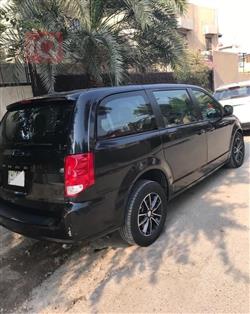 دودج جراند كارافان